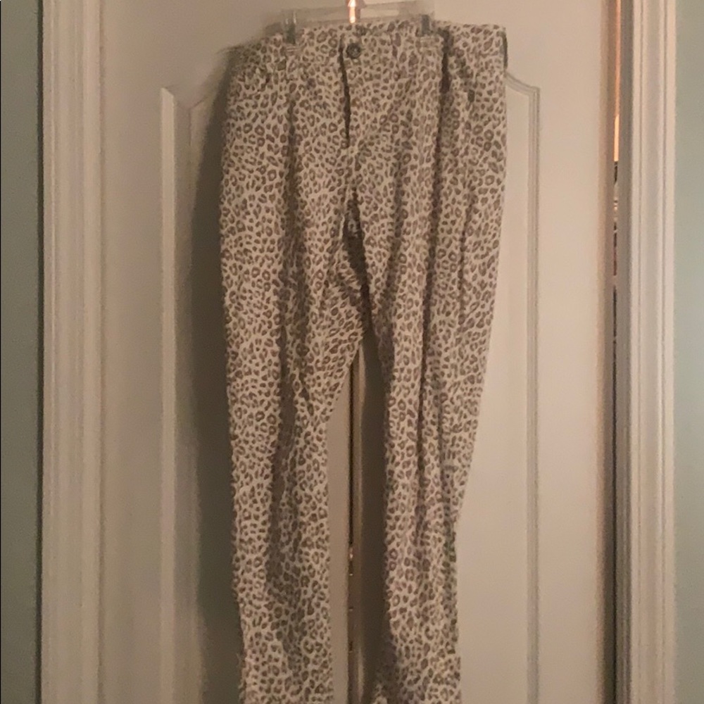Cheetah print pant